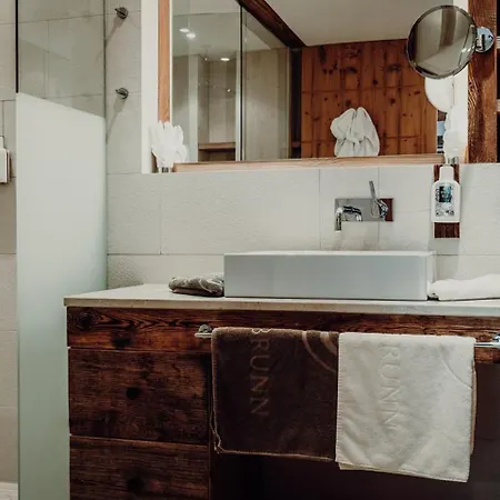 Jungbrunn Der Gutzeitort Hotell *