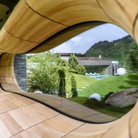 Jungbrunn Der Gutzeitort Hotell Tannheim