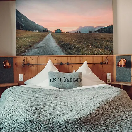Jungbrunn Der Gutzeitort Hotel Tannheim