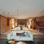 Jungbrunn Der Gutzeitort Hotell Tannheim